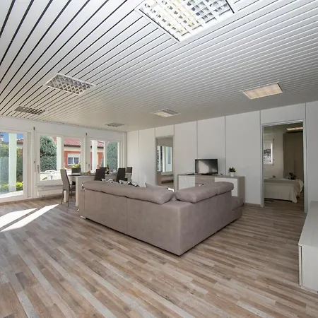 Ramogna Apartment *